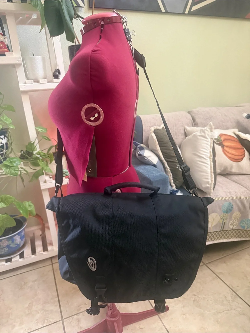 Timbuk2 Messenger /commuter/laptop bag, pre-owned.